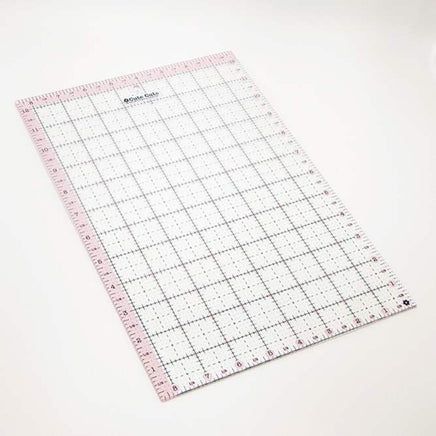 Lori Holt Cute Cuts™ Ruler 8 1/2" x 12 1/2"