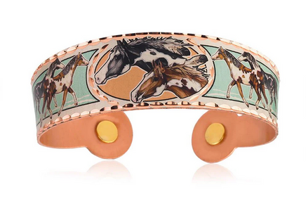 Horse design bracelet with magnets