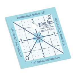 Lori Holt Cute Cuts™ Trim-it™ Ruler 2 1/4" x 2 1/4"