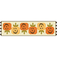 
              Sandy Gervais Pumpkin Parade Runner and Quilt Pattern2
            